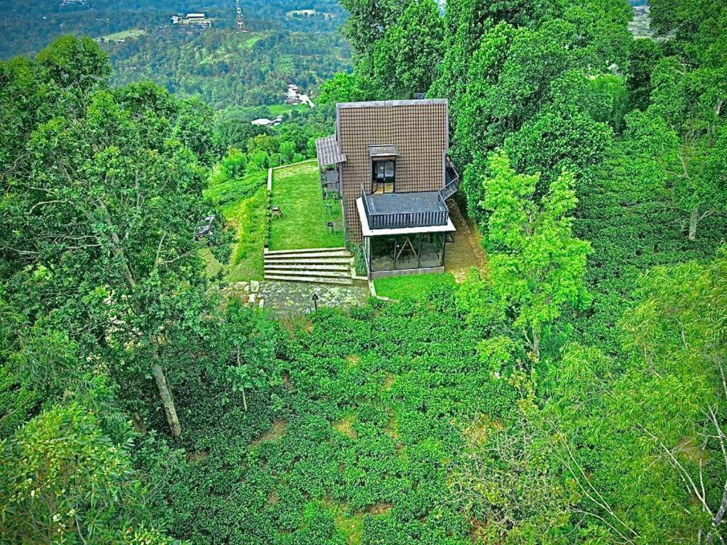 The Backyard Balangoda Bagian luar foto